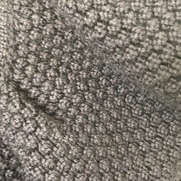 Gorgeous Hand Crafted Merino Wool Ruffled Chunky Cardigan - Picture 7 of 7